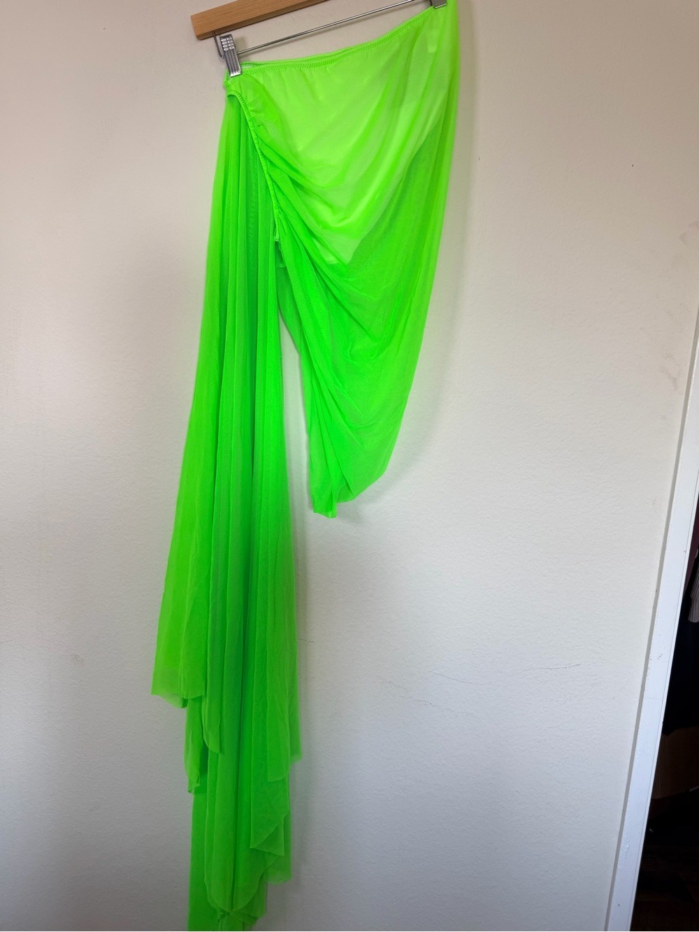 NWT Norma Kamali Diana Bra W/ Sleeve Neon Green Mesh One Shoulder Top XXS - Picture 3 of 11